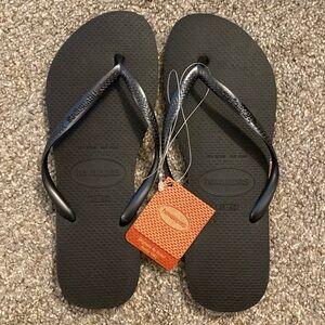 Haviana Slim Flip Flop - NWT